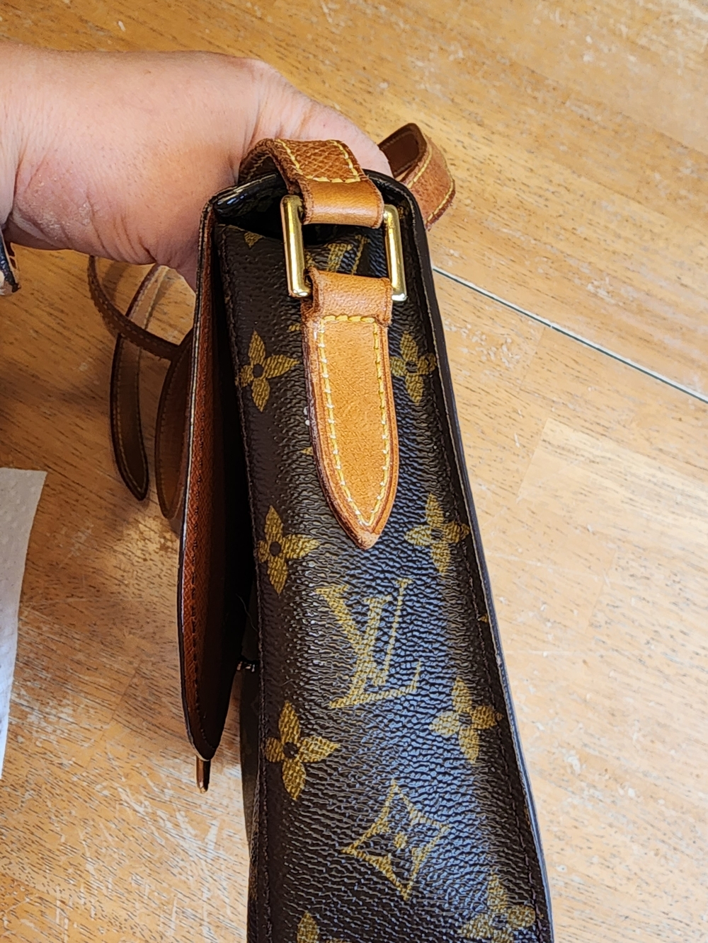 Auth Louis Vuitton Monogram Saint Cloud GM Shoulder Bag - Picture 5 of 16